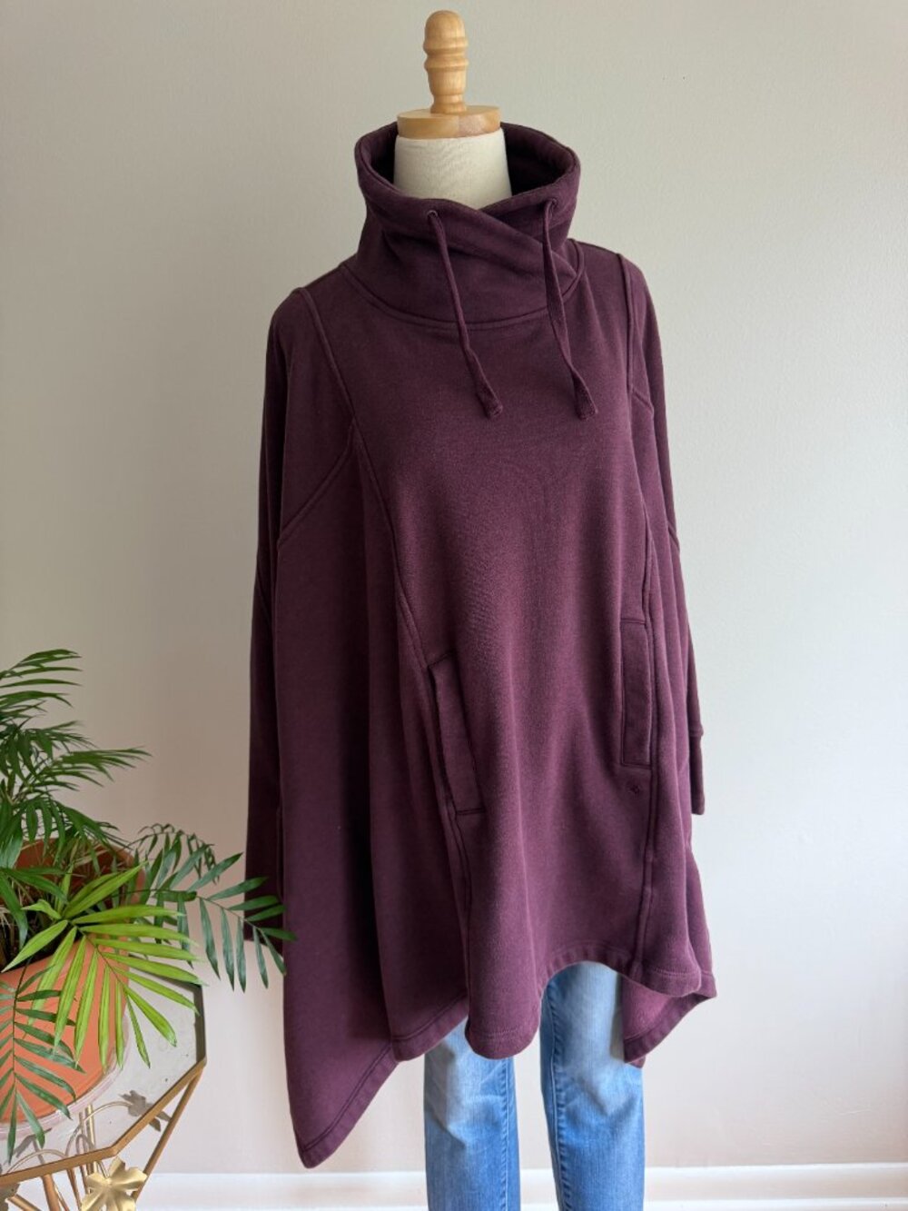 Incredible UGG Fleece-lined Berry Poncho with Cowl Neck Size XS/S